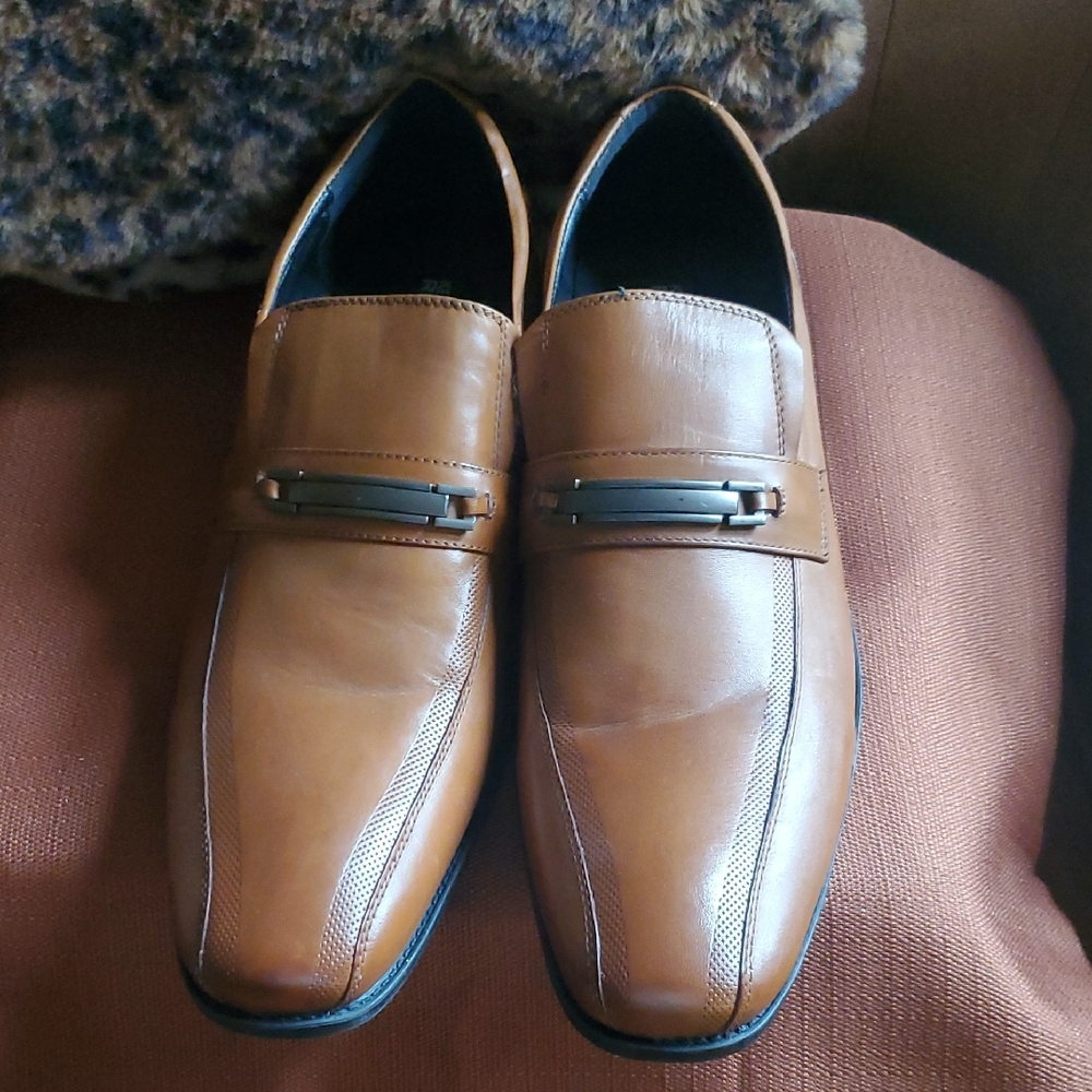 Kenneth Cole Brown Leather Slip-On Loafers with Metal Bit